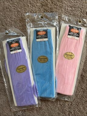 Vintage deadstock Lismore knee high hosiery